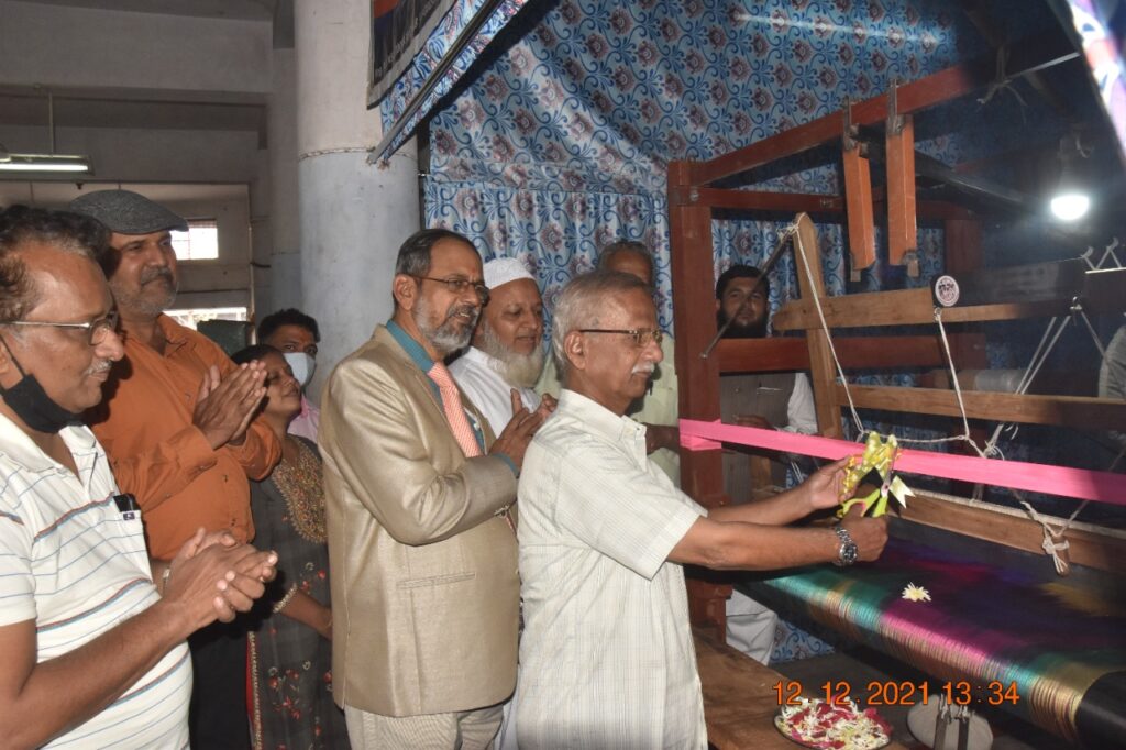 Inauguration of “Leela Rojgar Handloom” to the Beneficiaries at Malegaon on 12th December 2021 through Divyang Education and Welfare Society 
